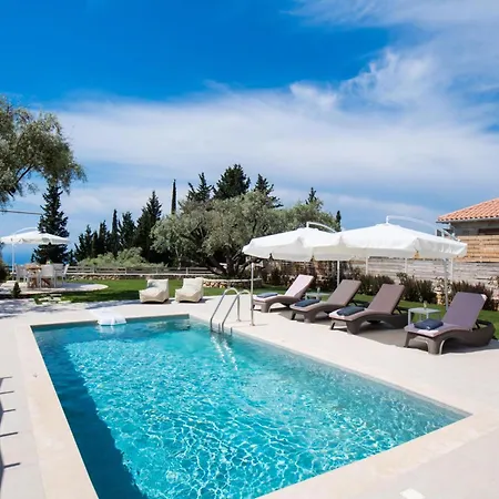 Mirto * Tsoukaládhes